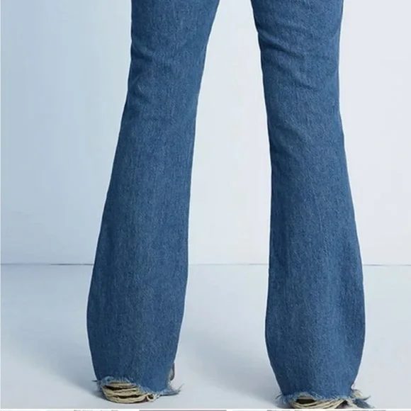 Free People -We The Free ‘ Izzy ‘ Denim Flare Women’s Patch Pocket Jeans Size 24 - Picture 10 of 10